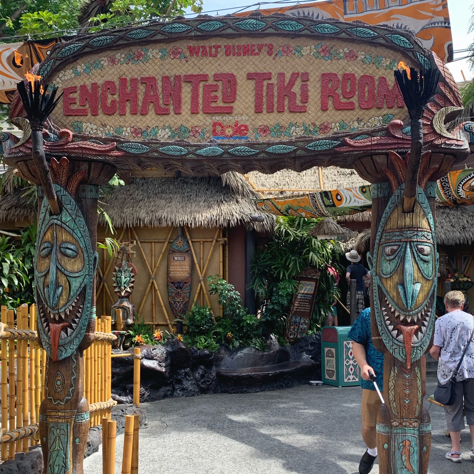 Walt Disney’s Enchanted Tiki Room Comet Atomic