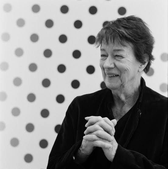 The Mesmerizing World of Bridget Riley: Exploring the Magic of Op Art ...